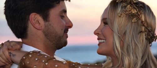 Cantora revelou que gostava do marido desde os tempos de escola. (Reprodu&ccedil;&atilde;o/Instagram/@claudialeitte)