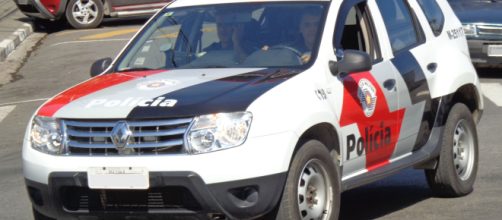 Jovem que acusa os policiais relata que o crime teria ocorrido dentro da viatura. (Arquivo Blasting News)