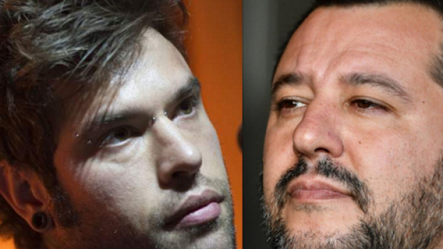 Fedez a sinistra e Matteo Salvini a destra.