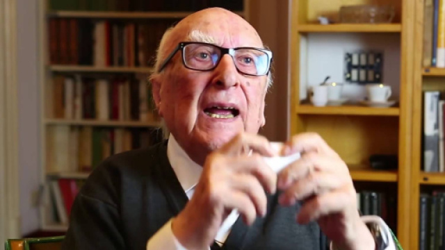 Camilleri ricoverato in rianimazione per arresto cardiaco: condizioni critiche