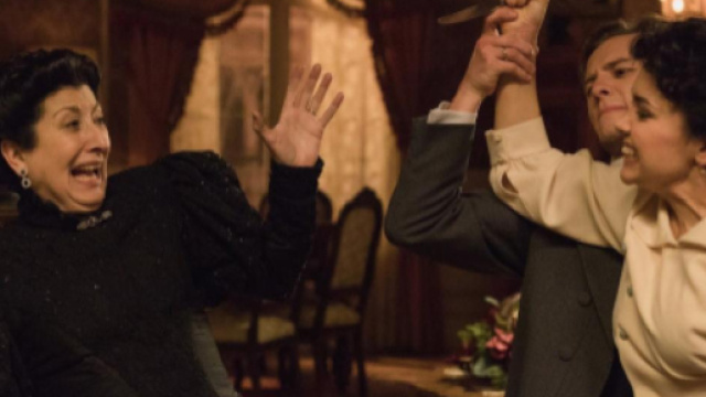 Genoveva seduce Liberto che tradisce Rosina con lei. La Rubio non tollera il tradimento e rompe il matrimonio con il Seler.
