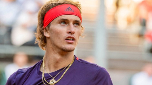 Alexander Zverev affronter&agrave; Fabio Fognini negli ottavi di finale del Roland Garros