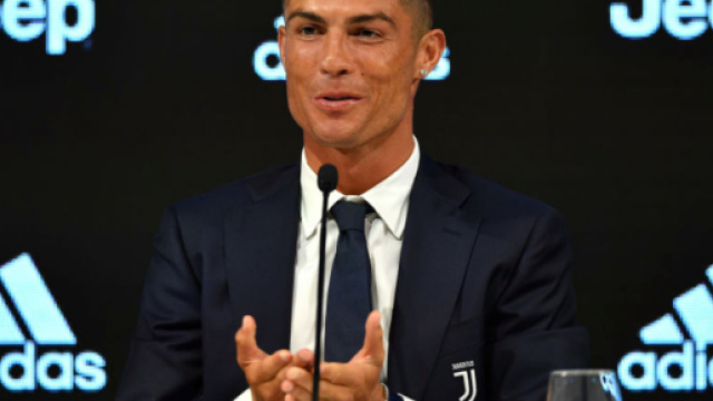 Juventus, Sarri presto incontrer&agrave; Cristiano Ronaldo: parlenno di tattica e di merceto