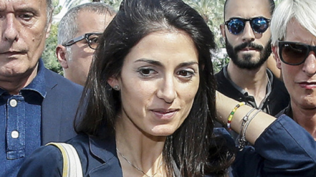 #Aromavatuttobene?: il 72% dei romani boccia la sindaca Raggi