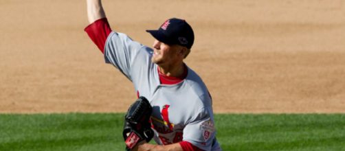 Trevor Rosenthal could be low cost option for the Chicago Cubs. [Image via Keith Allison/Wikimedia Commons]