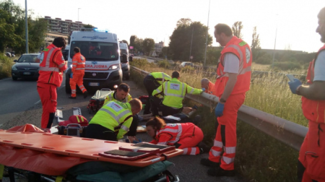 Calabria, ragazzo perde la vita a causa di un incidente con la moto. (foto di repertorio)