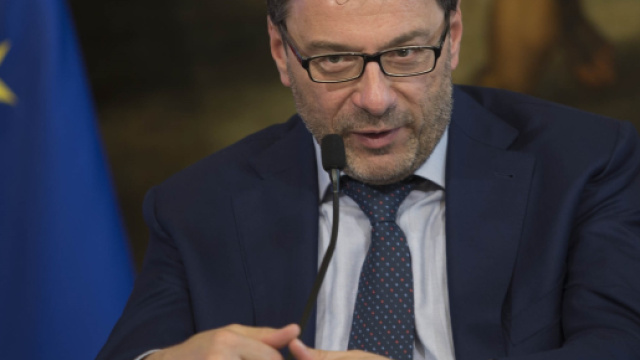 Le parole di Giorgetti riguardo alla questione dei mini-bot.