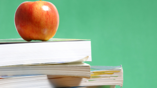 Scuola: per studenti con Isee sotto &euro; 20.000 niente tasse scolastiche.