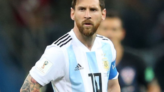 Un uomo si &egrave; finto Lionel Messi per ottenere rapporti sessuali