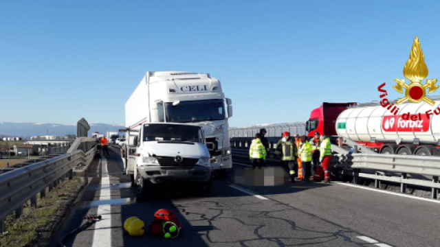 Calabria, operaio travolto sull'Autostrada.