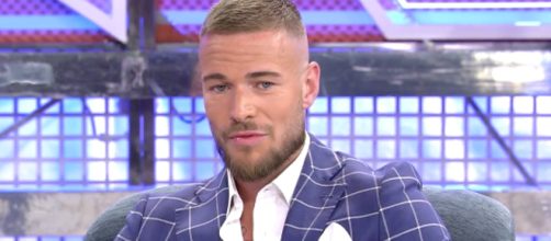 Tony Spina revela que Rafa Mora no le es fiel a su novia