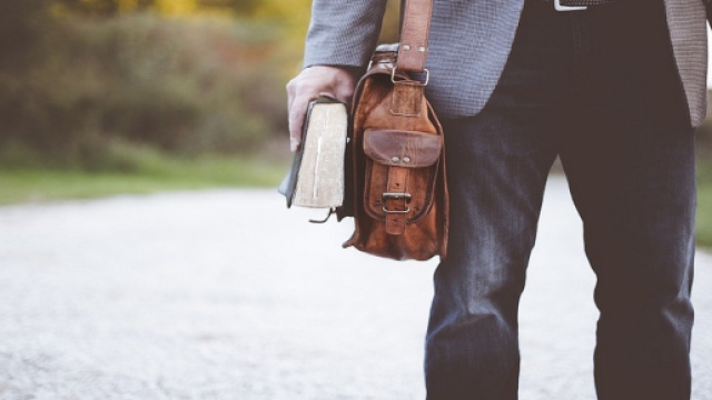 Concorso per assistente sociale, educatore infanzia e bibliotecario