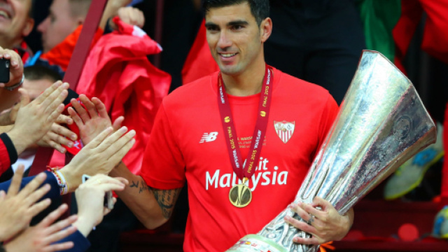 Moment of silence to be held for Reyes ahead of Champions League final - foxsportsasia.com