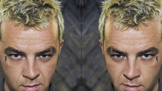 Salmo, rapper sardo classe 1984.