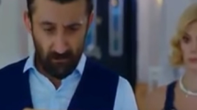 Bitter Sweet, spoiler agosto: Hakan scopre grazie ad Asuman che Demet ha abortito