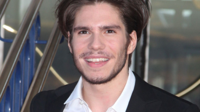 Fran&ccedil;ois Civil - La biographie de Fran&ccedil;ois Civil avec Voici.fr - voici.fr