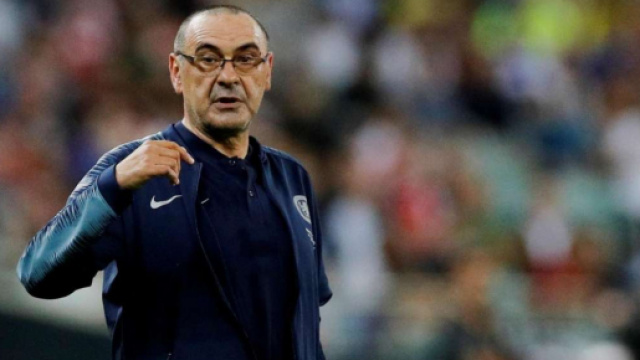 Sarri: 'Il concetto di vittoria ad ogni costo annebia le menti di tifosi e dirigenti'