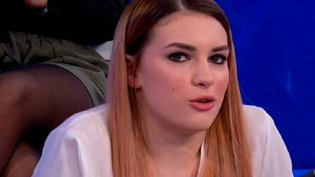 Gossip Uomini e Donne, Klaudia: 'Affetto per Andrea Zelletta, il trono perch&eacute; no?'.