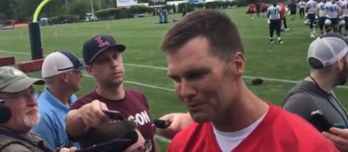 Tom Brady meets with the media following Thursday's minicamp (Image Credit: CLNS Media Network/YouTube)