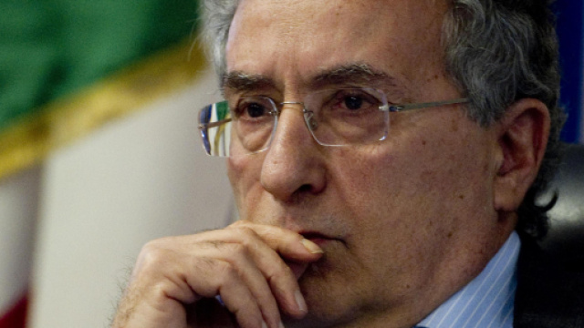 Scandalo Csm, parla Franco Roberti: 'Il Governo Renzi tent&ograve; di pilotare le cariche'