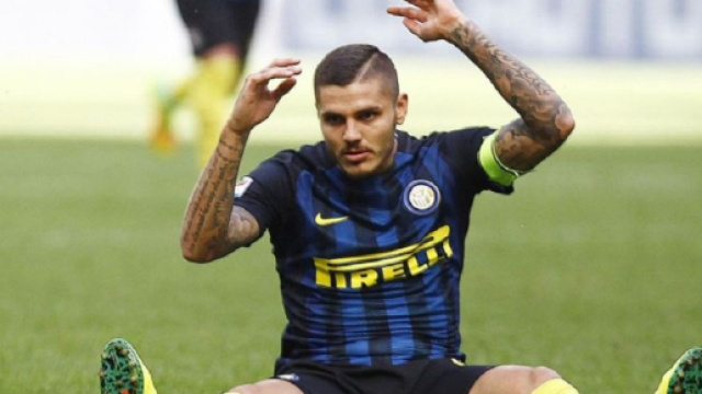 Dopo aver ricevuto giudizi negativi dallo spogliatoio dell'Inter, Conte avrebbe aperto alla cessione di Icardi.