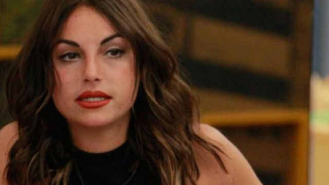 GF 16, Gianmarco Onestini mette all'angolo Francesca De Andr&egrave;: 'Sei troppo aggressiva'.