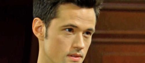 Thomas frugs Liam and coaches Douglas to propose to Hope. (Image Dource:JSMS99-YouTube.)