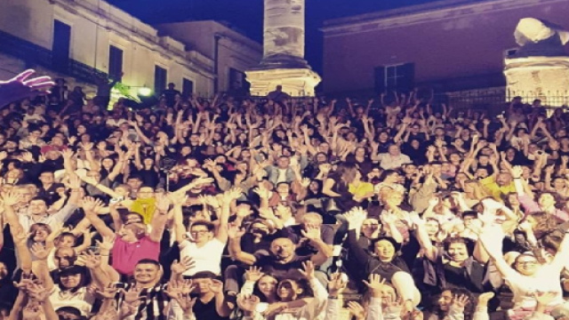 Brindisi, grande successo per il Fresh Show: in tantissimi sul lungomare