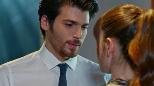 Do you notice Ferit would look at Nazlı's lips a lot? (Dolunay ... - pinterest.com