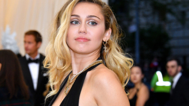 Miley Cyrus ha rischiato di morire in volo