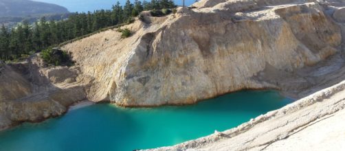 Una de las balsas de la mina de wolframio y esta&ntilde;o en Monte Neme.