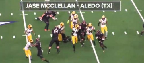 Jase McClellan is looking around [Image via MaxPreps/YouTube]