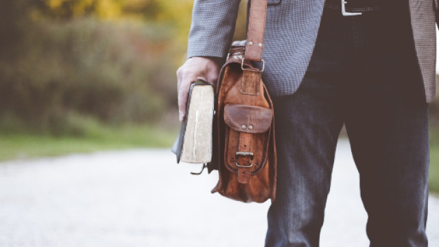 Concorso per differenti ruoli professionali.