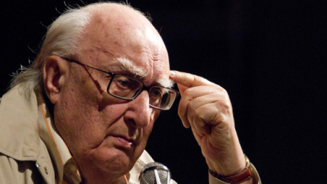 &Egrave; morto Andrea Camilleri: lo scrittore aveva 93 anni