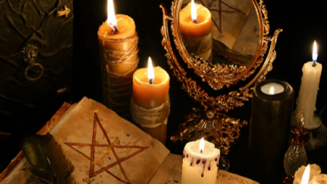 Oroscopo weekend 20-21 luglio 2019: Leone e Pesci immersi in un mare d'amore.