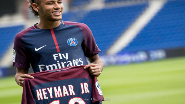 Paganini: 'Il padre di Neymar incontrer&agrave; Paratici a Torino'