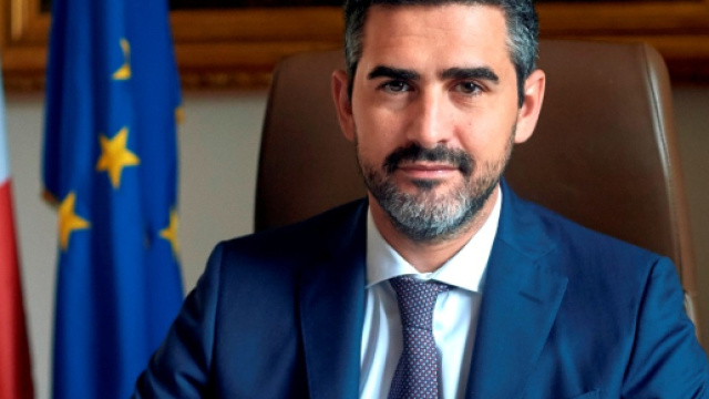 Pensioni, non solo Quota 100, Riccardo Fraccaro: &lsquo;Governo canceller&agrave; privilegi dei rappresentanti sindacali&rsquo;