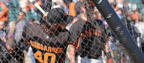 As the Giants keep winning, they may now decide to hold on to Madison Bumgarner. [Image Source: Flickr | Arturo Pardavila III]