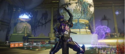 Several glitches have been found in this season of Destiny 2. [Image source: Ninja Pups/YouTube]