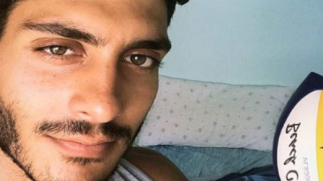 Javier, di cui Ilaria sembra essere invaghita