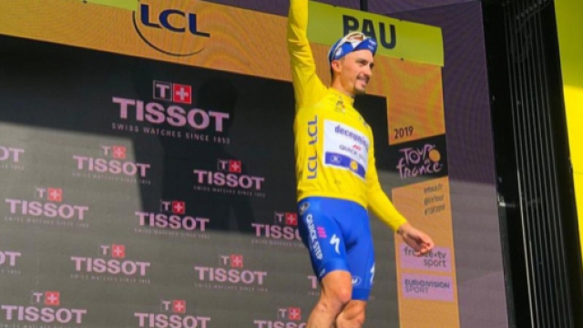 Julian Alaphilippe sontuoso al Tour de France: sua anche la cronometro di Pau