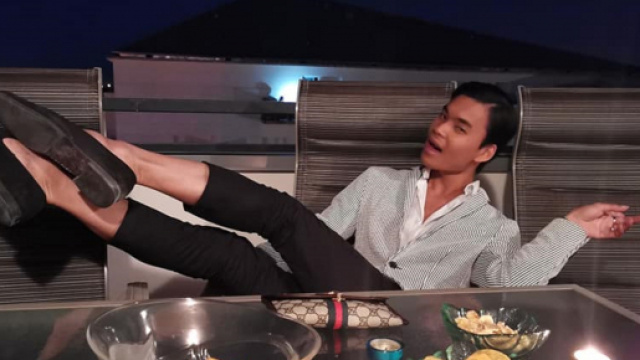 Une soir&eacute;e sur Tours loin des strass pour le mannequin parisien.