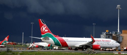Passageiro clandestino viajava em uma avi&atilde;o da Kenya Airways. (Arquivo Blasting News)