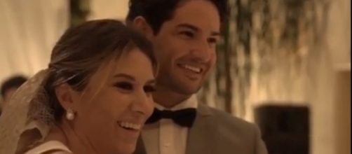 Rebeca Abravanel mostra detalhes de seu casamento com Alexandre Pato (Reprodu&ccedil;&atilde;o/Instagram/@rebecaabravanel).