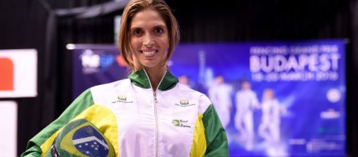 A esgrimista naturalizada brasileira, Nathalie Moellhausen, ganha o primeiro t&iacute;tulo mundial para o Brasil. (Arquivo Blasting News)