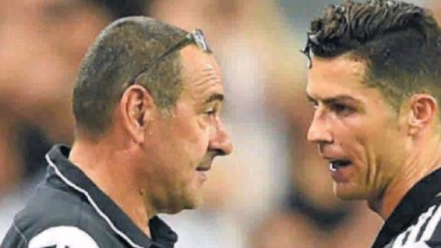 Sarri-Ronaldo alla sostituzione