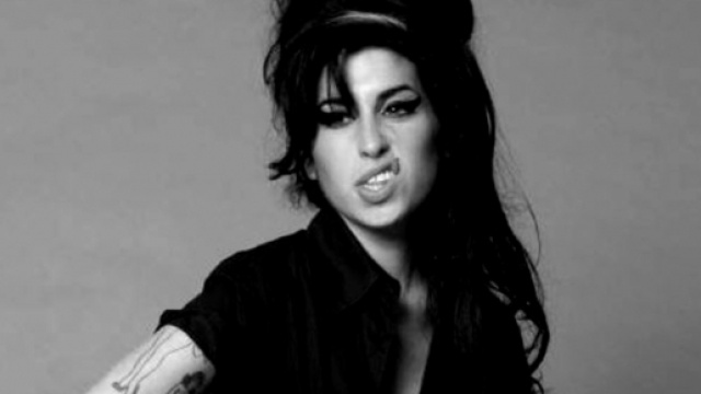Amy Winehouse nel 2007. Foto promozionali per l'album "Back to Black"