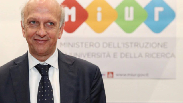 Pas e concorso straordinario: priorit&agrave; ai docenti senza abilitazione e dottori di ricerca