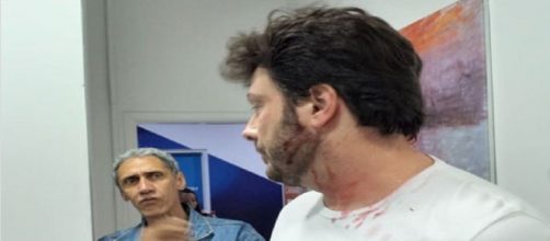 Danilo Gentili &eacute; &ldquo;agredido&rdquo; em brincadeira. (Divulga&ccedil;&atilde;o/Instagram/diguinhocoruja)