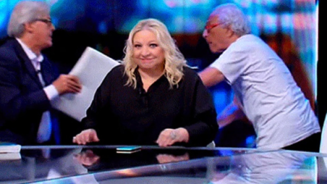 Sbarbi e Mughini, rissa sfiorata in TV
